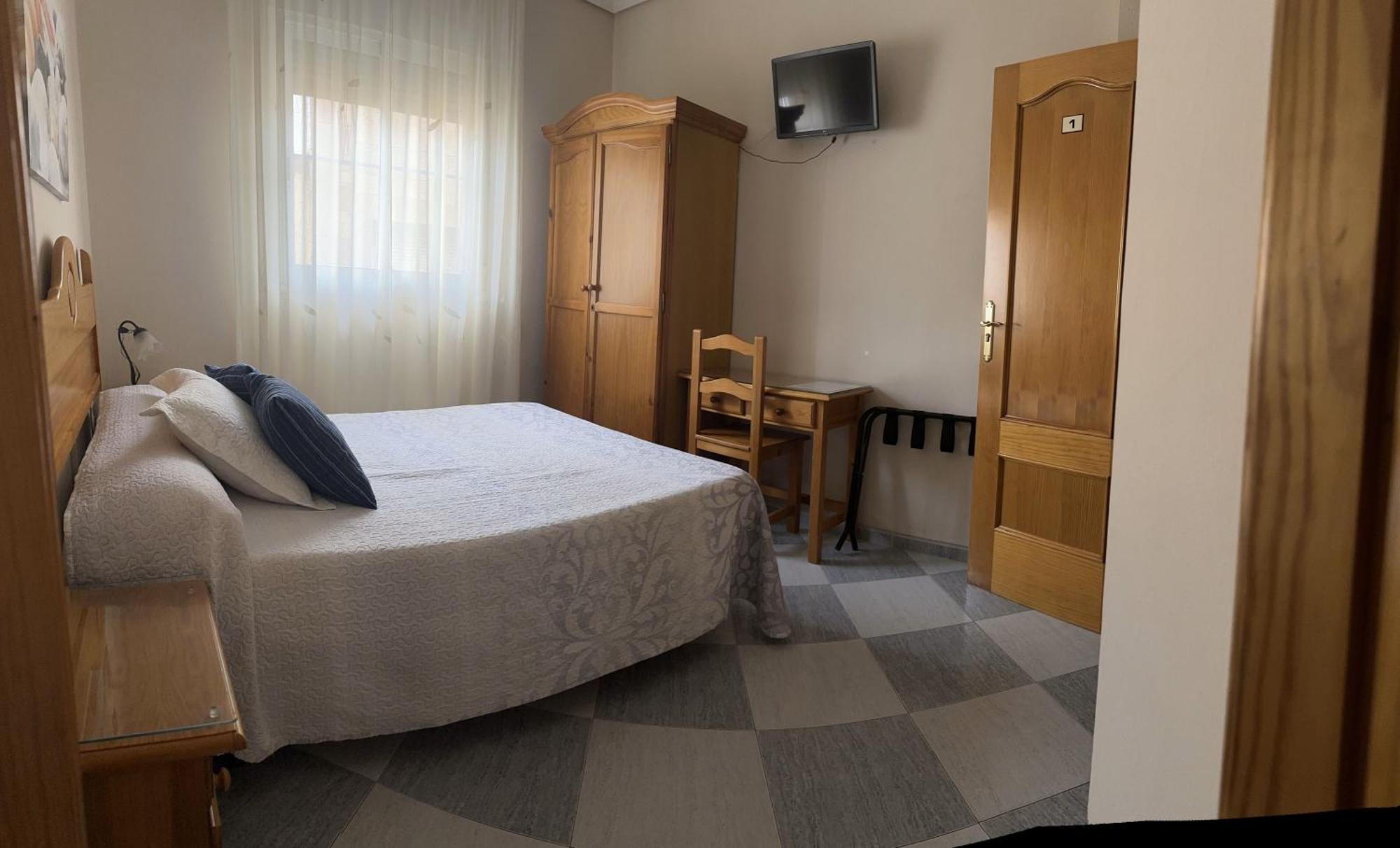 Hostal Avenida Табернас Екстер'єр фото