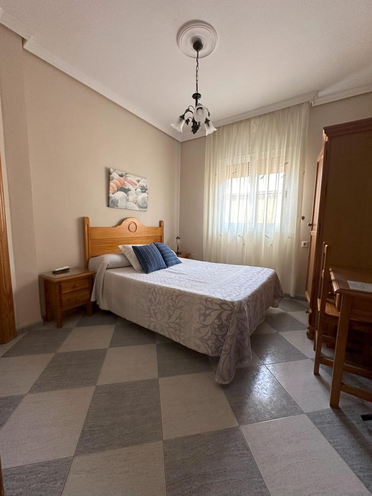 Hostal Avenida Табернас Екстер'єр фото