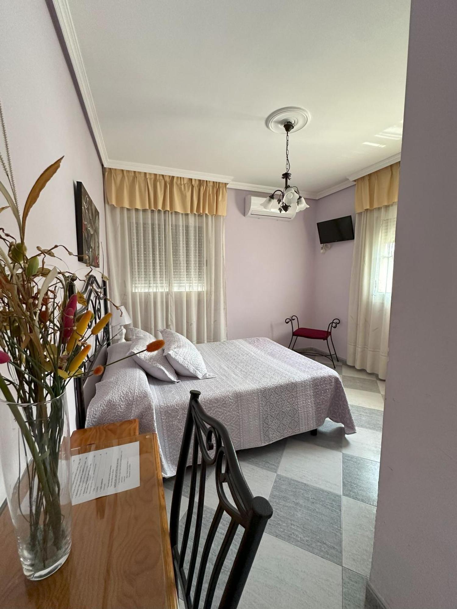 Hostal Avenida Табернас Екстер'єр фото