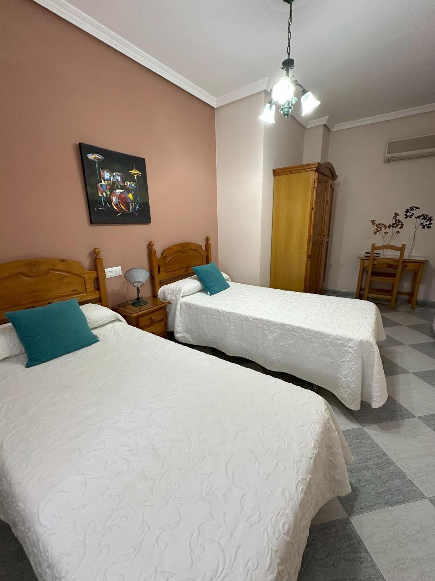 Hostal Avenida Табернас Екстер'єр фото