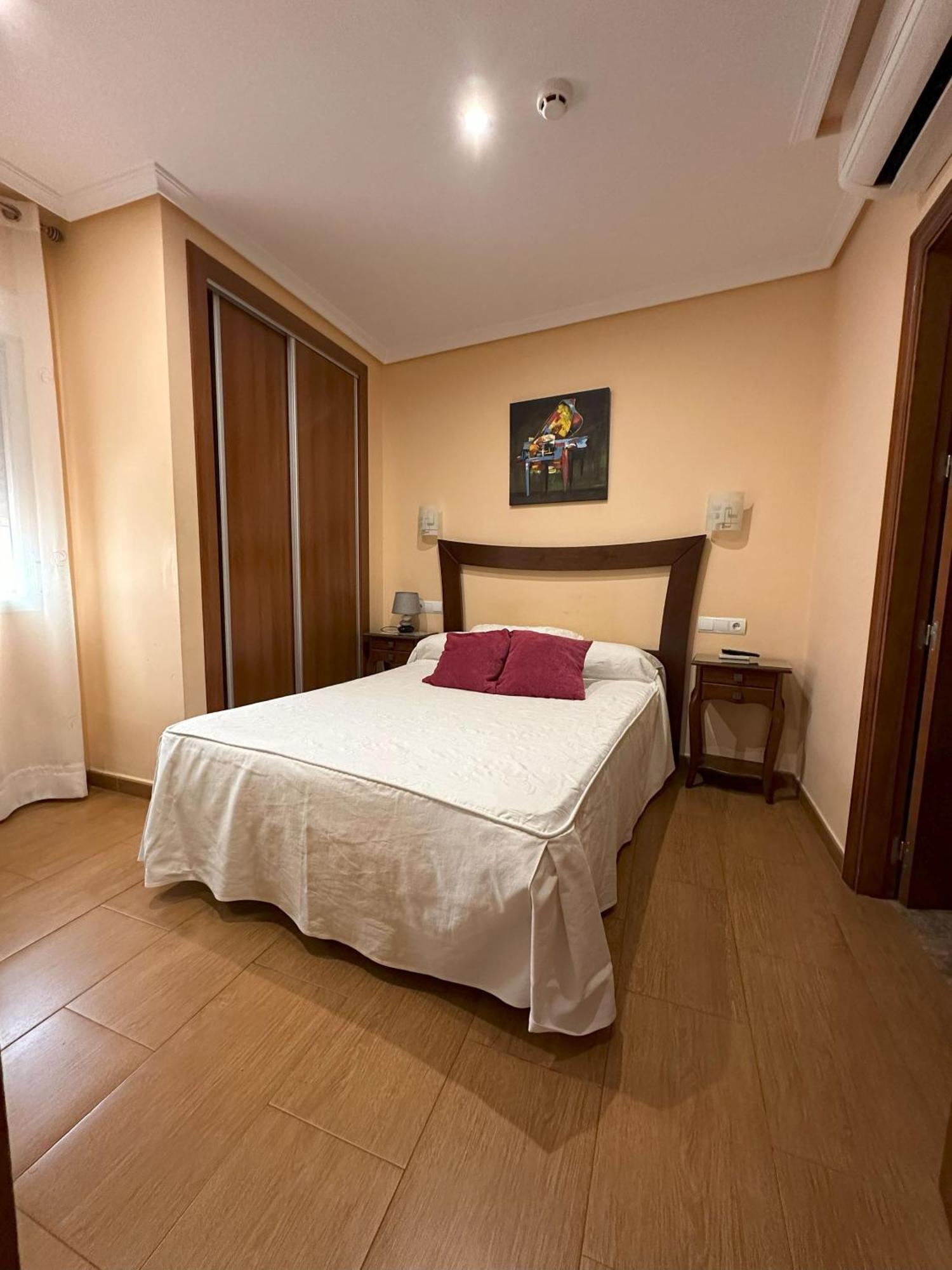 Hostal Avenida Табернас Екстер'єр фото